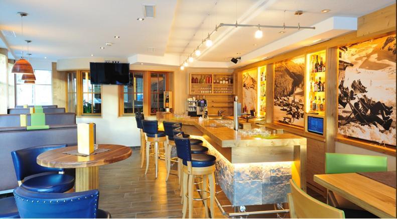 Hotel Garni Castel B&B Ischgl Buitenkant foto