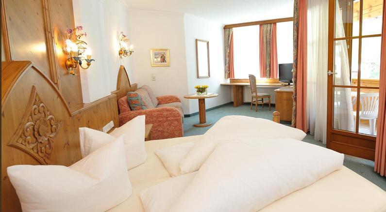 Hotel Garni Castel B&B Ischgl Kamer foto