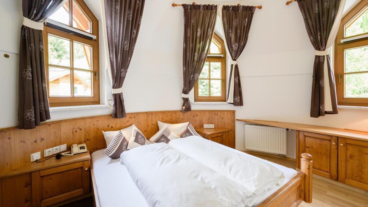 Hotel Garni Castel B&B Ischgl Buitenkant foto