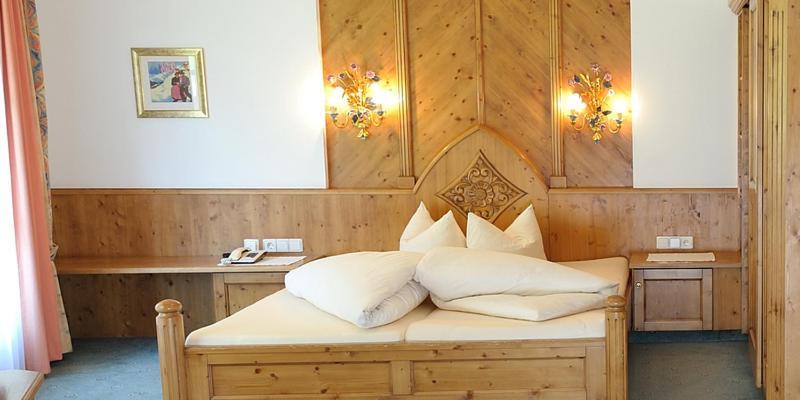 Hotel Garni Castel B&B Ischgl Buitenkant foto