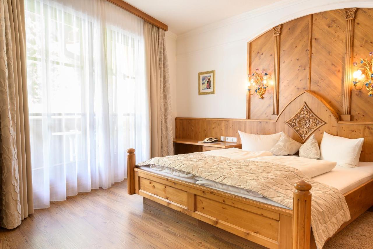 Hotel Garni Castel B&B Ischgl Buitenkant foto